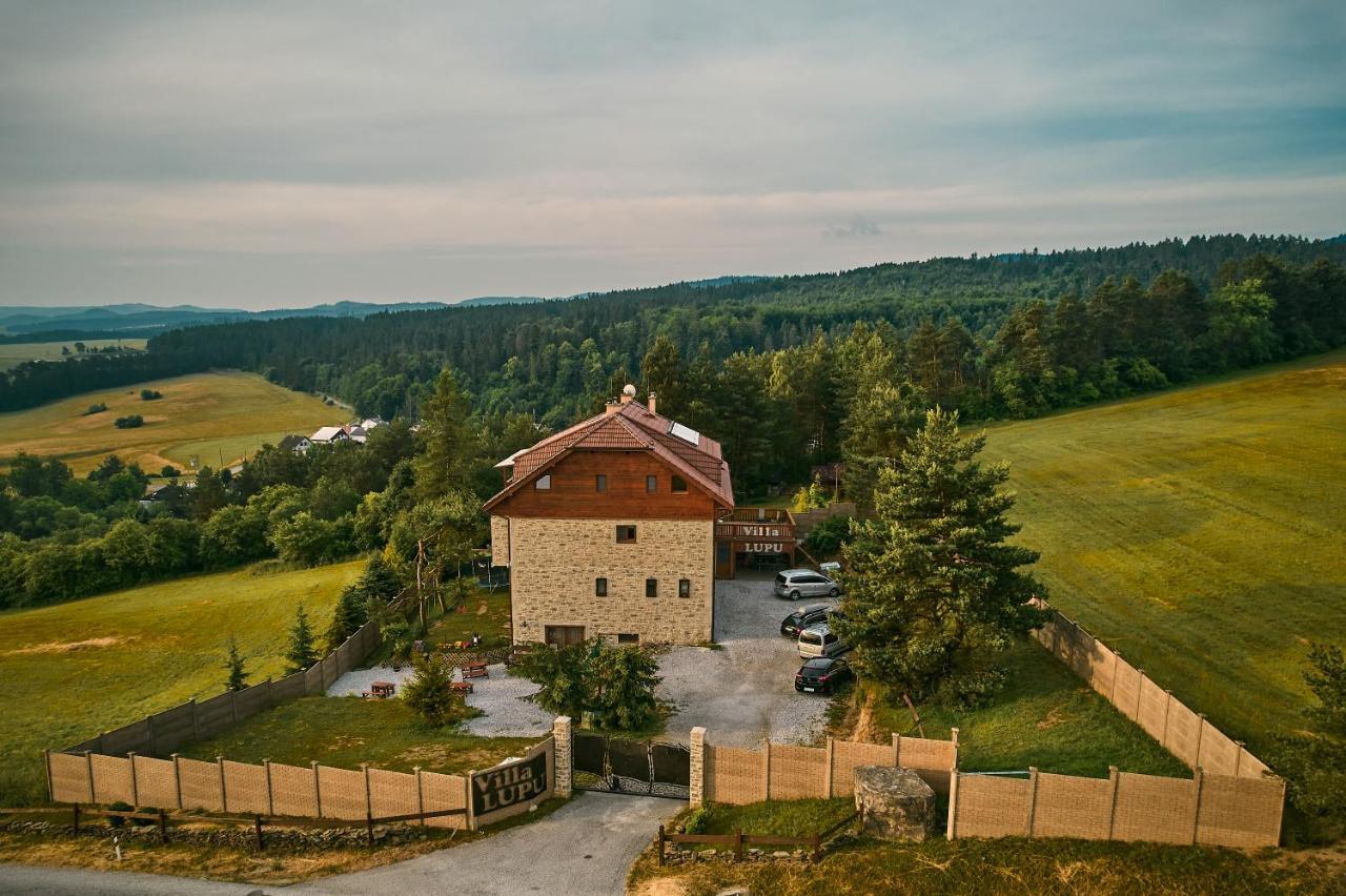 Bed & Breakfast Lupu *